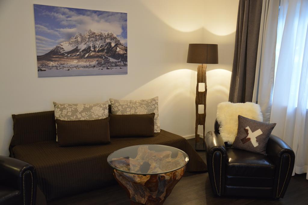 Exklusive Ferienwohnung Alpen Deluxe Garmisch-Partenkirchen Habitación foto